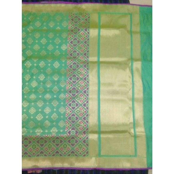 Pure Banarasi Handwoven Katan Silk Saree in green color